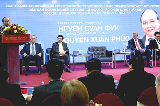 Thủ tướng Nguyễn Xuân Phúc tại diễn đàn doanh nghiệp Nga Việt.