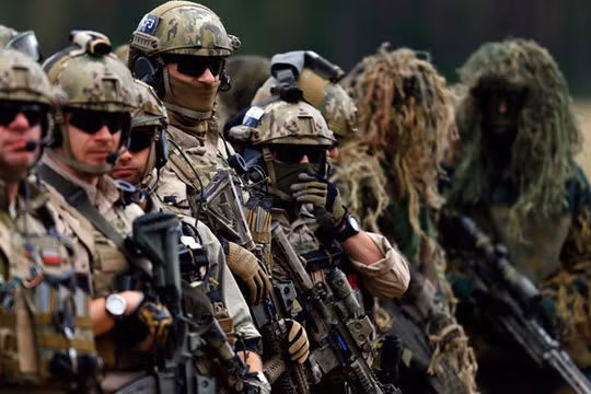 NATO thừa nhận điểm yếu trong tình huống phải đối phó với Nga