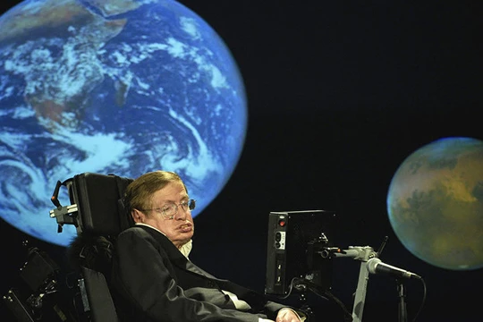 Nhà vật lý nổi tiếng người Anh Stephen Hawking.