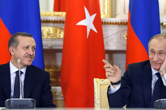 Hai ông Putin và Erdogan hẹn gặp nhau trong tháng 8 tới tại Nga