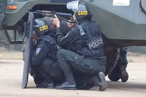 Tướng Đỗ Bá Tỵ trực tiếp kiểm tra công tác bảo vệ an ninh đón ông Obama