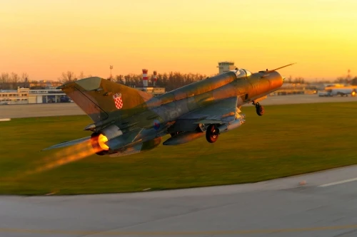 Sau vụ mất máy bay An-32, báo Nga khuyên Ấn Độ tránh xa Ukraine