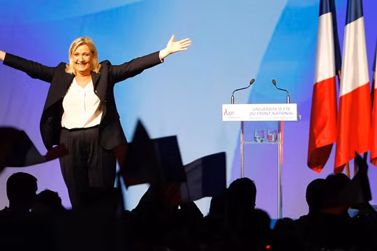 Bà Marine Le Pen.