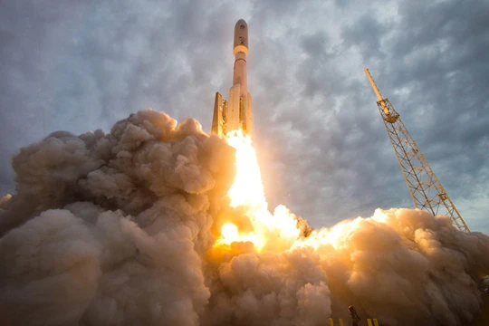 Thượng viện Mỹ nhất trí mua động cơ tên lửa RD-180 của Nga