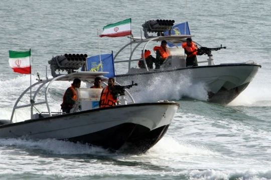 Tàu tuần tra cao tốc của Hải quân Iran.