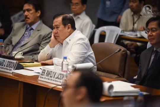 Thượng nghị sĩ Richard Gordon khuyên Tổng thống Duterte nên bớt nói luyên thuyên.