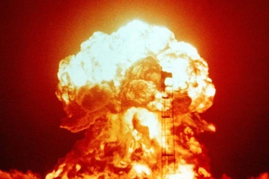 Báo Nga: “Ác mộng hạt nhân” đang chờ đợi ông Obama ở Nhật Bản, Hàn Quốc