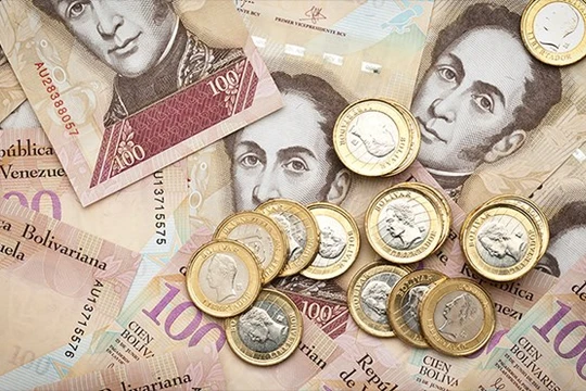 Venezuela thu hồi tiền 100 bolivar, sẽ phát hành đồng nội tệ mệnh giá lớn (ảnh minh họa)