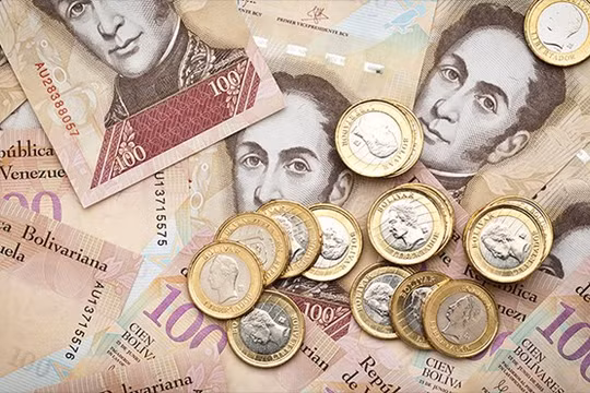 Venezuela thu hồi tiền 100 bolivar, sẽ phát hành đồng nội tệ mệnh giá lớn (ảnh minh họa)