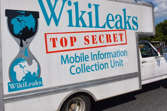 WikiLeaks công bố loạt thư điện tử đầu tiên về đảng phái của ông Erdogan.