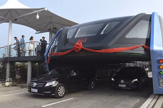 "Xe buýt tương lai" ở Trung Quốc có khả năng là vụ lừa đảo tài chính?