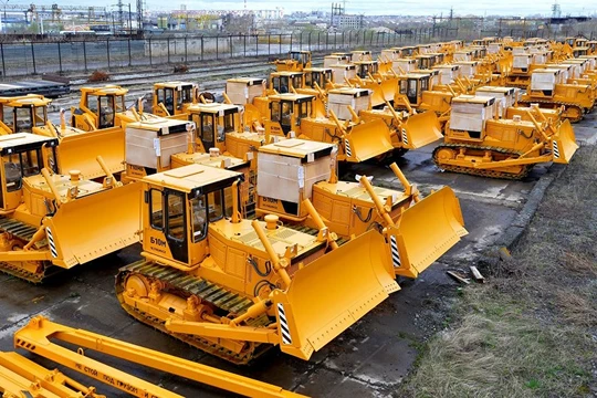 Máy ủi do Nga sản xuất.