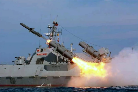 Tàu tên lửa của Bắc Triều Tiên.