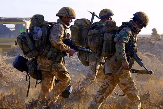 Quân đội Anh ở Iraq (ảnh tư liệu)