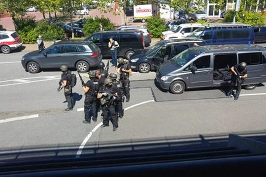 Vụ xả súng kinh hoàng tại rạp chiếu phim ở Đức