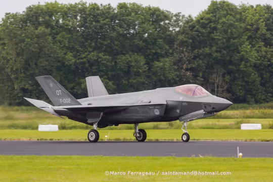 Tiêm kích F-35.