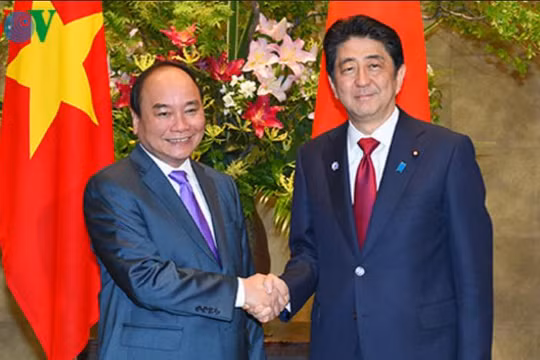  Ngày 28/5/2016, tại Tokyo, Thủ tướng Nguyễn Xuân Phúc hội đàm với Thủ tướng Nhật Bản Shinzo Abe. Nguồn ảnh: VOV