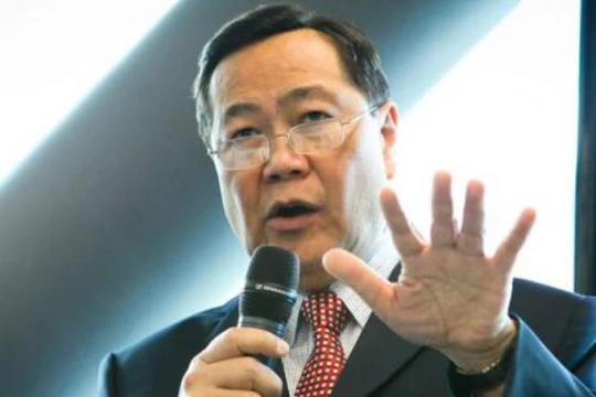 Thẩm phán Tòa án tối cao Philippines, ông Antonio Carpio. Nguồn ảnh: báo Phượng Hoàng, Hồng Kông.