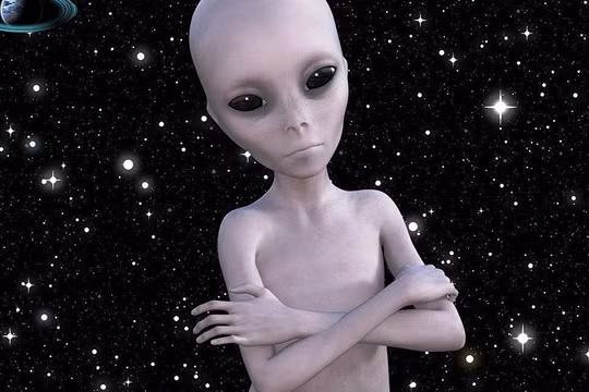 Xác suất tồn tại của người ngoài hành tinh là 18%.