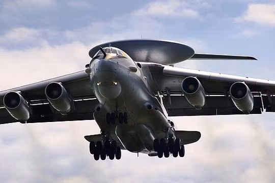 Bộ trưởng quốc phòng Nga: A-100 sẽ vượt qua tất cả mọi máy bay tương tự.