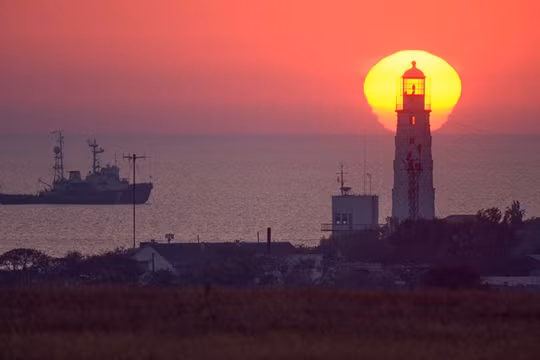 Kiev có ý tưởng phong tỏa Crimea bằng kênh đào.