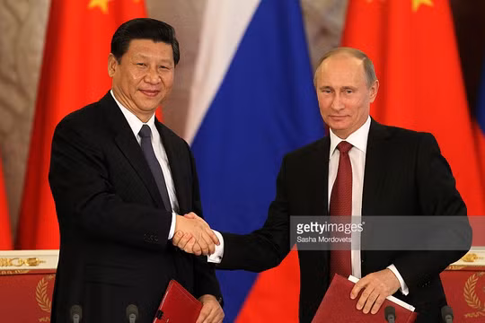 Lãnh đạo Trung - Nga.