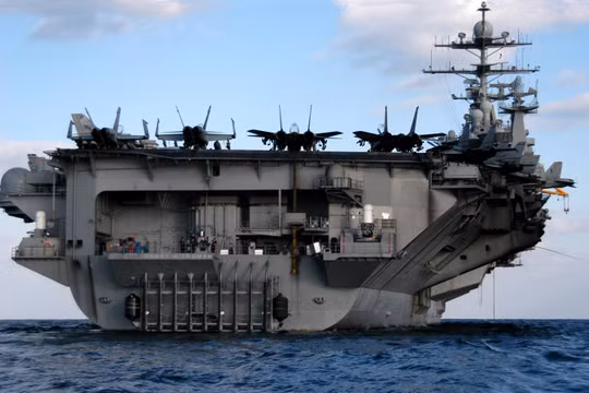 Tàu sân bay USS Harry S. Truman.