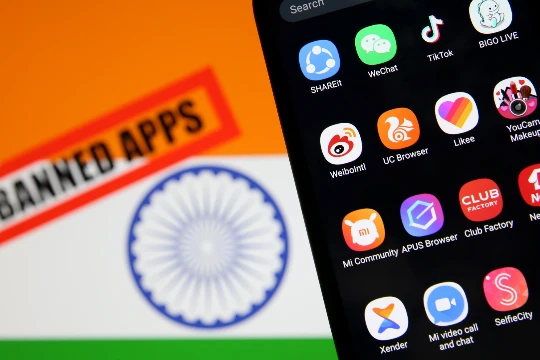 Ngày 25/11, Ấn Độ thông báo cấm thêm 43 APP, đưa tổng số ứng dụng di động Trung Quốc bị cấm lên tới 267 (Ảnh: Sina).