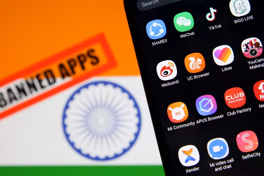 Ngày 25/11, Ấn Độ thông báo cấm thêm 43 APP, đưa tổng số ứng dụng di động Trung Quốc bị cấm lên tới 267 (Ảnh: Sina).