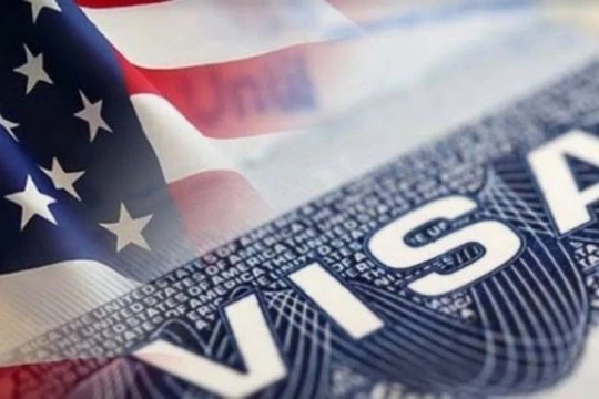 Bộ Ngoại giao Mỹ cho biết đã hủy bỏ visa của hơn một ngàn công dân Trung Quốc vì liên quan đến PLA. (Ảnh: seehua).