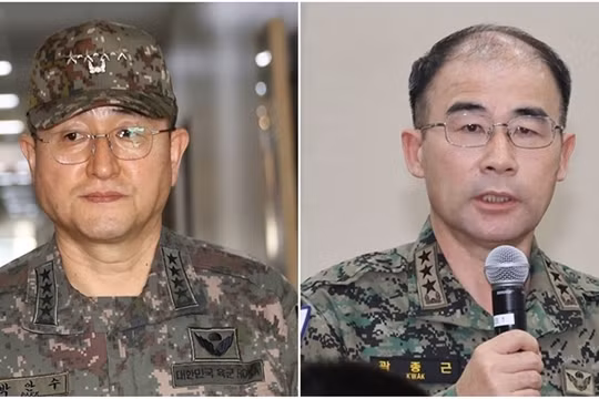 Hai trung tướng Park An-soo (trái), Tham mưu trưởng Lục quân và Kwak Jung-geun, Tư lệnh Lực lượng tác chiến đặc biệt bị truy tố về tội nổi loạn. Ảnh: Guancha.