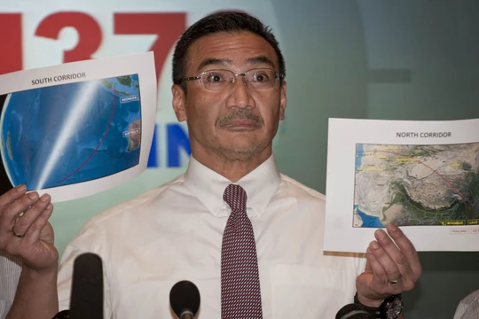 Ngoại trưởng Hishammuddin Hussein mạnh mẽ chỉ trích yêu sách chủ quyền của Trung Quốc ở Biển Đông và tuyên bố Malaysia sẽ không thỏa hiệp trước Quốc hội (Ảnh: Tân Hoa xã).