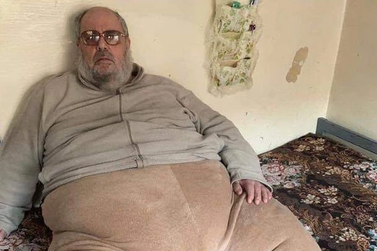 Trùm khủng bố "ác quỷ" Shifa al-Nima với thân hình "siêu trọng". (Ảnh: Epochtimes)