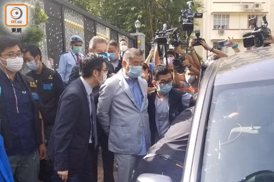 Ông Lê Trí Anh, Chủ tịch Tập đoàn truyền thông Next Media, người bị coi là một thủ tĩnh của phong trào chống đối ở Hồng Kông bị cảnh sát bắt sáng 10/8 (Ảnh: Đông Phương).