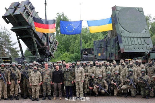 Các nước châu Âu, nhất là Đức đang gia tăng mạnh mẽ viện trợ vũ khí cho Ukraine. Ảnh: Xinhua.