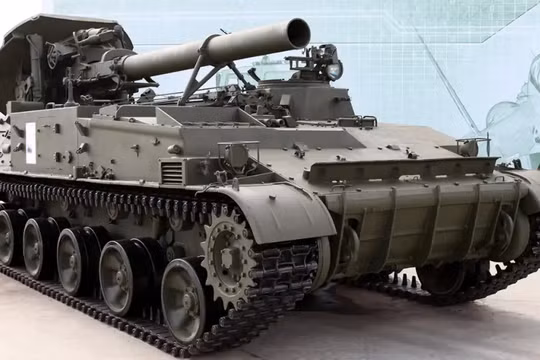 Cối tự hành 2S4 Tulip của Nga được đánh giá là thứ "lợi khí đánh thành" hiệu quả cao (Ảnh: Wiki).