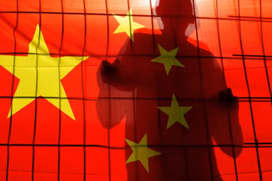 Vụ Pháp đưa 2 cựu nhân viên tình báo làm gián điệp cho Trung Quốc ra xét xử đang gây rúng động dư luận (Ảnh: SCMP).