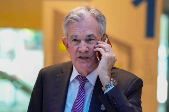 Chủ tịch FED Jerome Powell bị hai blogger Nga giả danh Tổng thống Ukraine chơi khăm (Ảnh: Creaders).