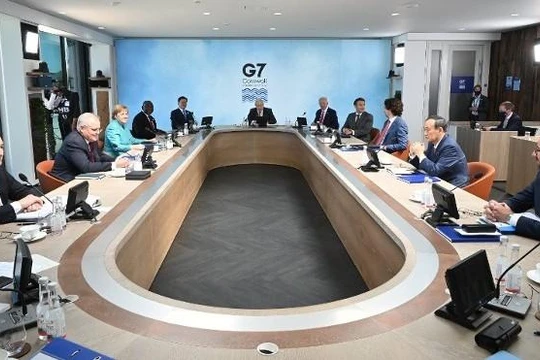 Đề phòng Hội nghị Thượng đỉnh Nhóm G7 bàn về Trung Quốc bị nghe trộm, phòng họp bị ngắt mọi hệ thống liên lạc và mạng Wi-Fi (Ảnh: Getty).