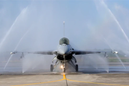 Máy bay chiến đấu F-16V được Mỹ bán cho Đài Loan năm 2019 (Ảnh: VOA).