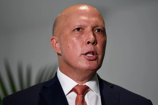 Bộ trưởng Quốc phòng Australia Peter Dutton gây sóng gió với phát biểu về việc hủy bỏ cho Trung Quốc thuê cảng Darwin 99 năm (Ảnh: Guancha).