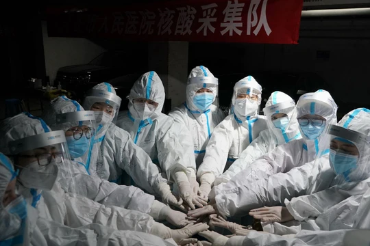 Dịch COVID-19 bùng phát đã khiến thành phố Thạch Gia Trang ơt Hà Bắc bị đặt trong trạng thái thời chiến (Ảnh: Tân Hoa xã).