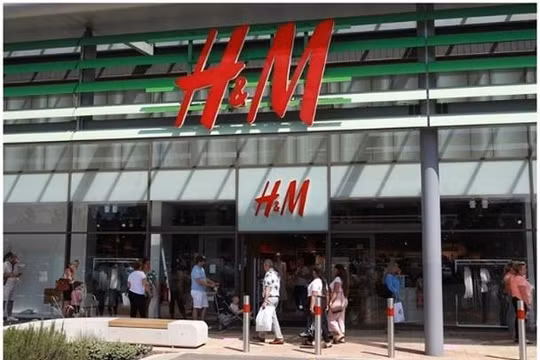 Vơ]israel việc tẩy chay bông và không hợp tác làm ăn với Tân Cương, Tập đoàn H&M có thể bị thiệt hại nặng (Ảnh: Đông Phương).