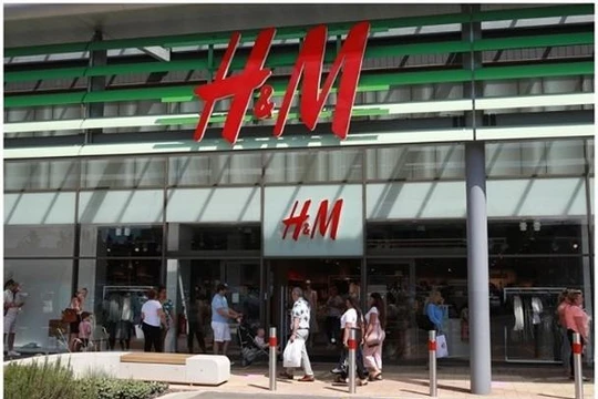 Vơ]israel việc tẩy chay bông và không hợp tác làm ăn với Tân Cương, Tập đoàn H&M có thể bị thiệt hại nặng (Ảnh: Đông Phương).