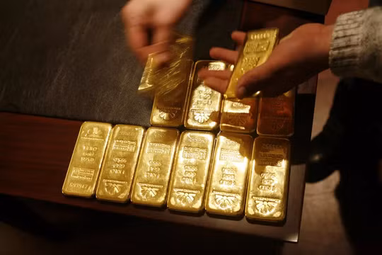 Giá vàng miếng SJC sáng nay tiếp tục được các nhà vàng niêm yết ở mức giá 123.800.000 đồng/lượng. Ảnh minh họa