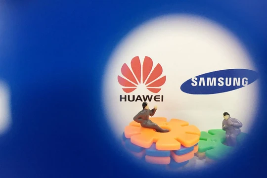 Samsung và SK Hynix chấm dứt cung cấp chip sẽ là đòn chí tử giáng vào gã khổng lồ công nghệ Trung Quốc Huawei (Ảnh: Đa Chiều).