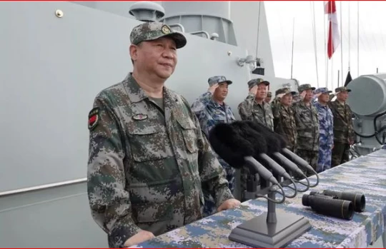 Theo báo SCMP của Hồng Kông, ông Tập Cận Bình đã ra lệnh PLA phải né tránh khi gặp quân đội Mỹ trên Biển Đông để tránh xảy ra xung đột (Ảnh: Creaders).