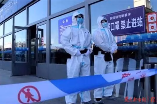 Ga xe artpo Cát Lâm bị phong tỏa, ngừng đón và tiễn khách (Ảnh: DF).