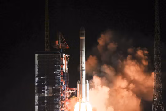 Trong vòng chưa đầy 1 tháng, Trung Quốc phải chịu 3 sự cố về hàng không vũ trụ khiến dư luận đặt câu hỏi về nguyên nhân các vụ việc.Trong ảnh: vụ phóng tên lửa CZ-7A bị thất bại hôm 16/3 (Ảnh: Tân Hoa xã) 