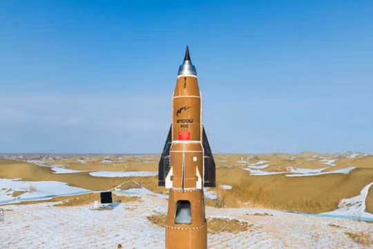 Động cơ "Jindouyun-400" trước khi thử nghiệm. Ảnh: QQnews.